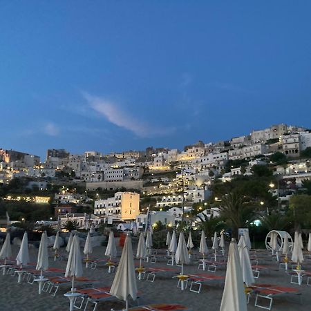 Montebello Luxury Apartment Peschici Esterno foto